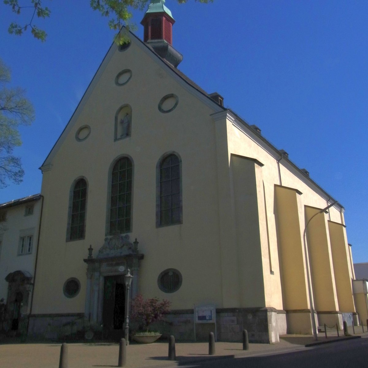 Pfarrkirche St. Adelheid (D.H.-H.)